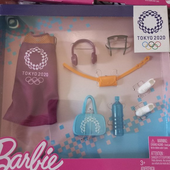 Barbie Tokyo 2020 Olympics, Fun and Art Fashions, and Water Reveal Doll - Picture 3 of 7